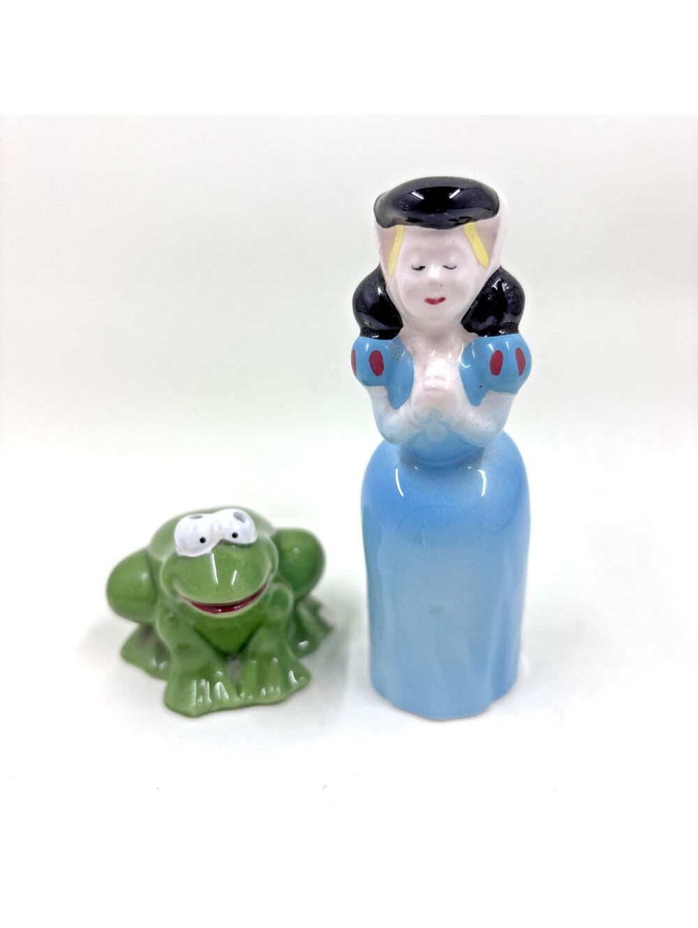 RARE Princess Frog Ceramic Salt & Pepper Shakers Set Novelty Fairy Tales